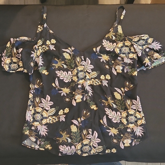 A.L.C. | Silk Off the Shoulder Blouse - Picture 4 of 6